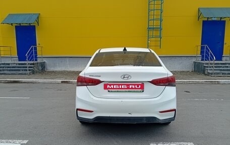 Hyundai Solaris II рестайлинг, 2017 год, 670 000 рублей, 2 фотография