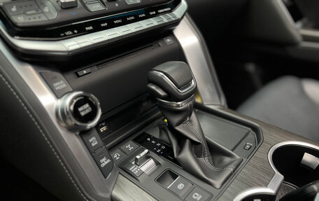 Toyota Land Cruiser, 2022 год, 10 300 000 рублей, 15 фотография