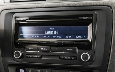 Volkswagen Jetta VI, 2012 год, 1 128 000 рублей, 32 фотография