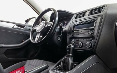 Volkswagen Jetta VI, 2012 год, 1 128 000 рублей, 30 фотография