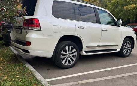 Toyota Land Cruiser 200, 2015 год, 5 600 000 рублей, 4 фотография