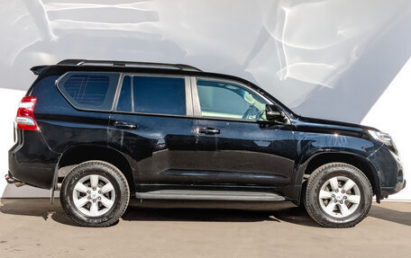 Toyota Land Cruiser Prado 150 рестайлинг 2, 2015 год, 3 790 000 рублей, 4 фотография