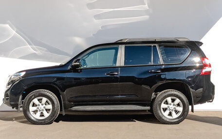 Toyota Land Cruiser Prado 150 рестайлинг 2, 2015 год, 3 790 000 рублей, 8 фотография