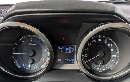 Toyota Land Cruiser Prado 150 рестайлинг 2, 2015 год, 3 790 000 рублей, 16 фотография