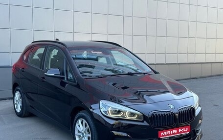 BMW 2 серия Active Tourer F45, 2018 год, 1 550 000 рублей, 1 фотография