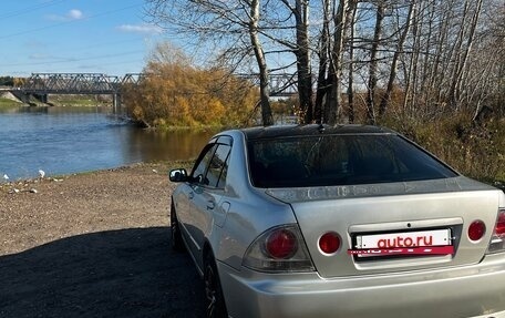 Toyota Altezza, 2001 год, 868 000 рублей, 14 фотография