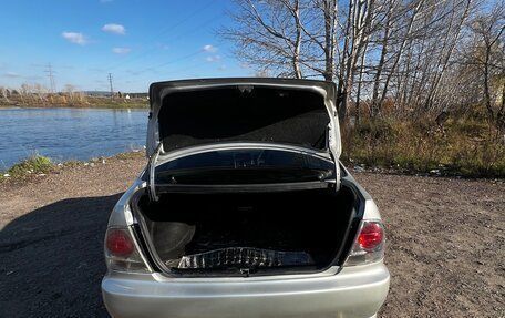 Toyota Altezza, 2001 год, 868 000 рублей, 31 фотография