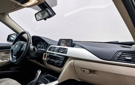 BMW 3 серия, 2016 год, 2 340 000 рублей, 13 фотография