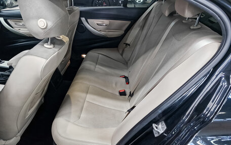 BMW 3 серия, 2016 год, 2 340 000 рублей, 18 фотография