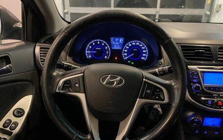 Hyundai Solaris II рестайлинг, 2012 год, 750 000 рублей, 10 фотография