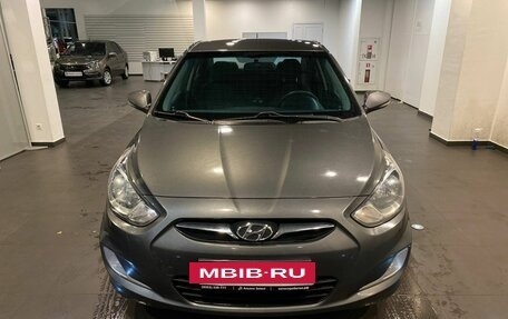 Hyundai Solaris II рестайлинг, 2012 год, 750 000 рублей, 8 фотография