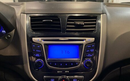 Hyundai Solaris II рестайлинг, 2012 год, 750 000 рублей, 14 фотография