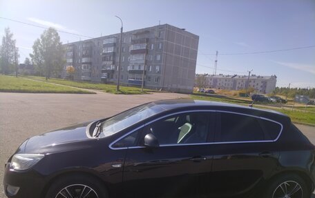 Opel Astra J, 2012 год, 750 000 рублей, 3 фотография