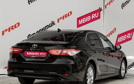 Toyota Camry, 2019 год, 2 500 000 рублей, 9 фотография