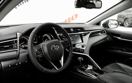 Toyota Camry, 2019 год, 2 500 000 рублей, 12 фотография