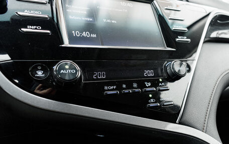 Toyota Camry, 2019 год, 2 500 000 рублей, 24 фотография