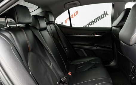 Toyota Camry, 2019 год, 2 500 000 рублей, 29 фотография