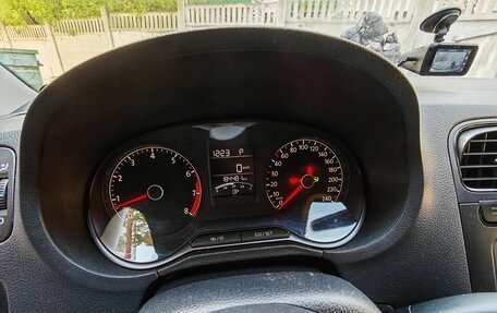 Volkswagen Polo VI (EU Market), 2017 год, 850 000 рублей, 6 фотография