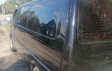 Volkswagen Caravelle T4, 2000 год, 1 200 000 рублей, 2 фотография