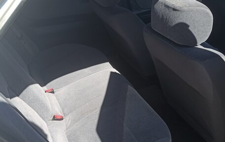 Nissan Bluebird XI, 1998 год, 300 000 рублей, 9 фотография