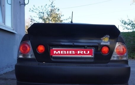 Toyota Altezza, 2000 год, 800 000 рублей, 9 фотография
