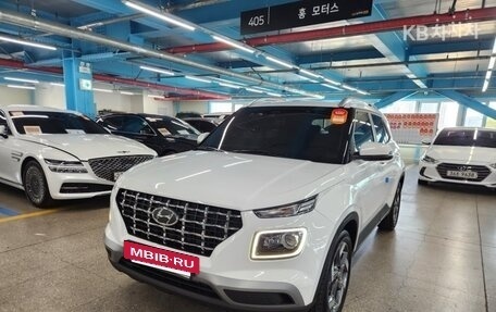 Hyundai Venue I, 2022 год, 1 700 000 рублей, 7 фотография