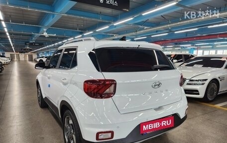 Hyundai Venue I, 2022 год, 1 700 000 рублей, 4 фотография