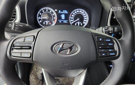 Hyundai Venue I, 2022 год, 1 700 000 рублей, 17 фотография