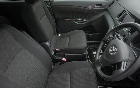 Toyota ISis I, 2011 год, 1 298 000 рублей, 11 фотография