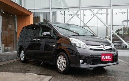 Toyota ISis I, 2011 год, 1 298 000 рублей, 9 фотография