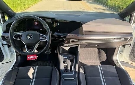 Volkswagen Golf VIII, 2021 год, 1 930 000 рублей, 10 фотография