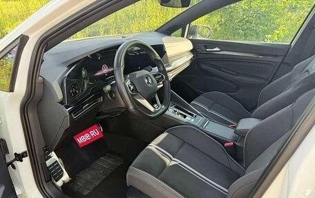 Volkswagen Golf VIII, 2021 год, 1 930 000 рублей, 14 фотография
