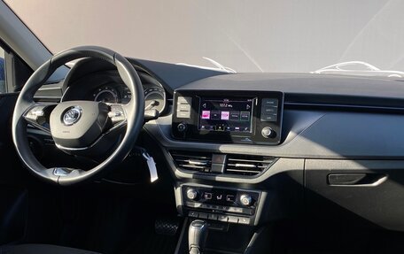 Skoda Rapid II, 2021 год, 1 692 400 рублей, 7 фотография
