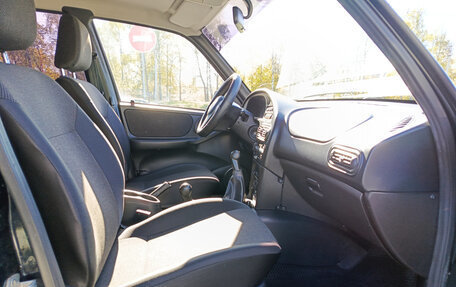 Chevrolet Niva I рестайлинг, 2015 год, 573 000 рублей, 15 фотография
