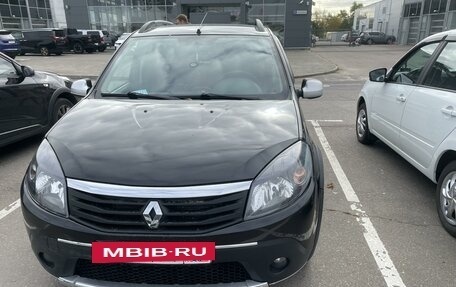 Renault Sandero I, 2012 год, 725 000 рублей, 2 фотография
