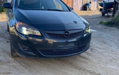 Opel Astra J, 2011 год, 720 000 рублей, 1 фотография