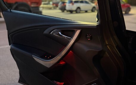 Opel Astra J, 2011 год, 720 000 рублей, 8 фотография