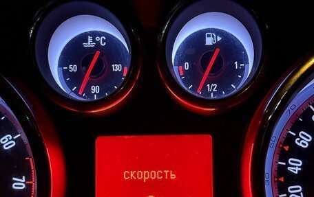 Opel Astra J, 2011 год, 720 000 рублей, 11 фотография