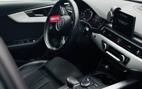 Audi A4, 2019 год, 3 400 000 рублей, 10 фотография