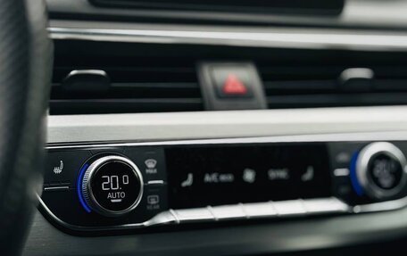 Audi A4, 2019 год, 3 400 000 рублей, 13 фотография