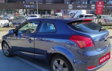 KIA cee'd I рестайлинг, 2011 год, 850 000 рублей, 4 фотография