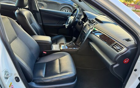 Toyota Camry, 2015 год, 1 750 000 рублей, 19 фотография