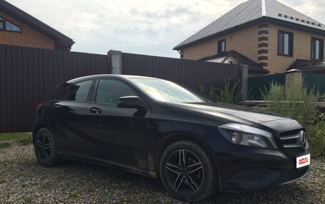 Mercedes-Benz A-Класс, 2013 год, 1 100 000 рублей, 2 фотография