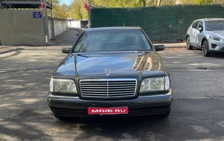 Mercedes-Benz S-Класс, 1997 год, 950 000 рублей, 1 фотография