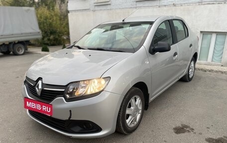 Renault Logan II, 2015 год, 550 000 рублей, 1 фотография