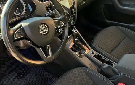 Skoda Octavia, 2018 год, 1 799 000 рублей, 5 фотография