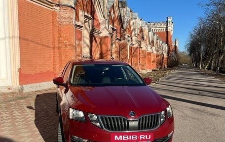 Skoda Octavia, 2018 год, 1 799 000 рублей, 2 фотография