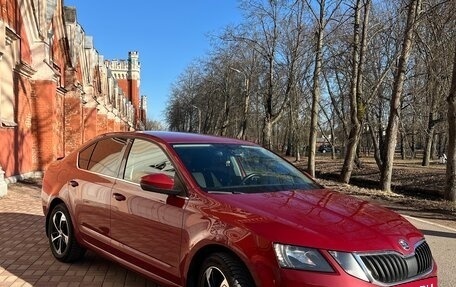 Skoda Octavia, 2018 год, 1 799 000 рублей, 3 фотография
