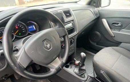 Renault Logan II, 2015 год, 550 000 рублей, 8 фотография