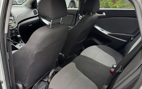 Hyundai Solaris II рестайлинг, 2011 год, 900 000 рублей, 7 фотография